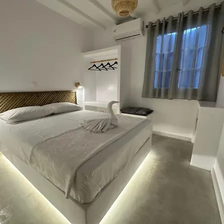 Dreamy Island Escape In Naousa Paros Náusza