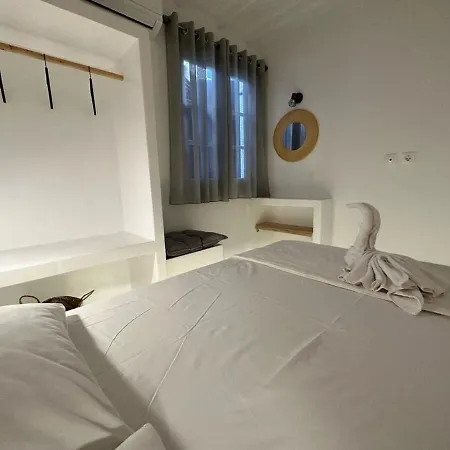 Dreamy Island Escape In Naousa Paros Apartman *