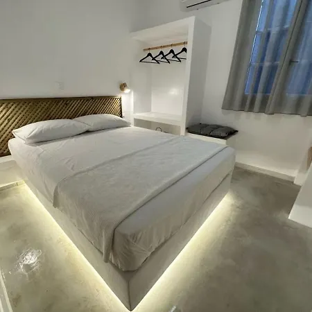Dreamy Island Escape In Naousa Paros *