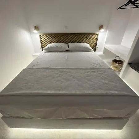 Dreamy Island Escape In Naousa Paros Náusza